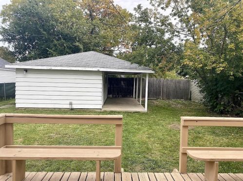 5764 40th St, Milwaukee WI  53221-3910 exterior