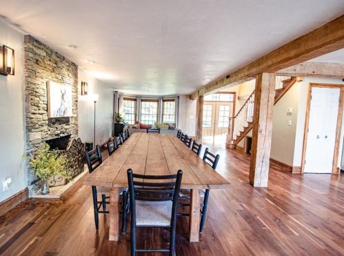 40 Dunbarton Ctr Rd, Concord NH 03304-5300 exterior