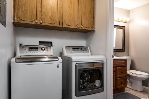 6471 Cyclamen Way, Taylorsville UT 84081-4910 exterior