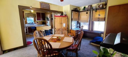 47 Broad St, Killingly CT 06239-3605 exterior