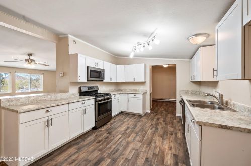 7020 Featherstone Trl, Tucson AZ  85743-8994 exterior