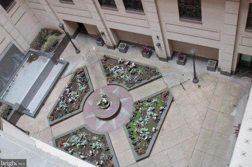 219-29 18th St, Philadelphia PA 19103 exterior