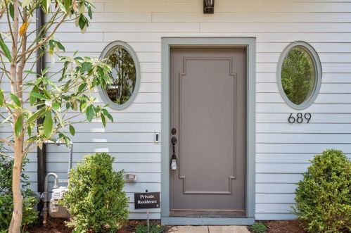 689 Fraser St, Atlanta GA  30315-0012 exterior