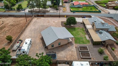 394 Redfield Rd, Chandler AZ 85225-1023 exterior