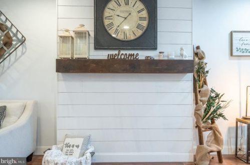 355 Ross St, Lancaster PA 17602-1941 exterior