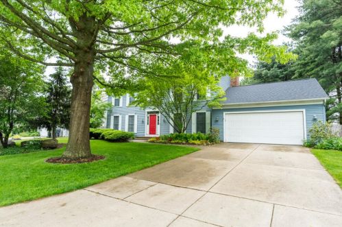 6136 Sablewood Cir, Kalamazoo, MI 49024-8404