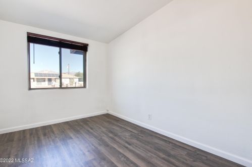 5718 Calle Aurora, Tucson AZ  85711-6730 exterior