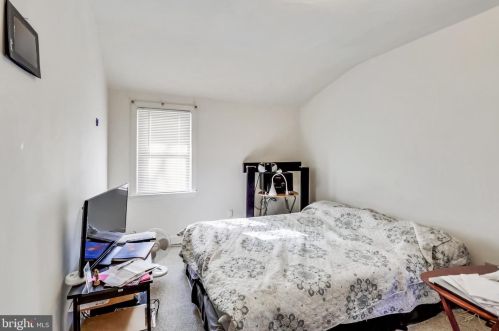 8120 Roanoke Ave, Silver Spring MD 20912-6278 exterior