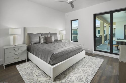 1130 3rd Ave, Naples FL 34102 exterior