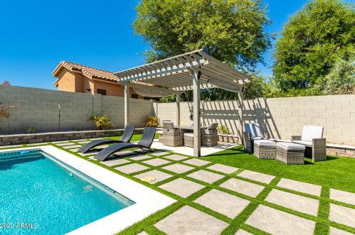 22640 47th Pl, Phoenix AZ  85050-6905 exterior