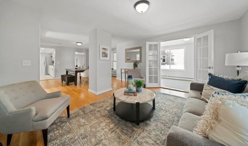 4 Mckinley Rd, Worcester MA  01605-2112 exterior