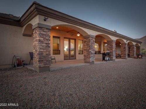 39618 12 St, Phoenix AZ 85086-8850 exterior