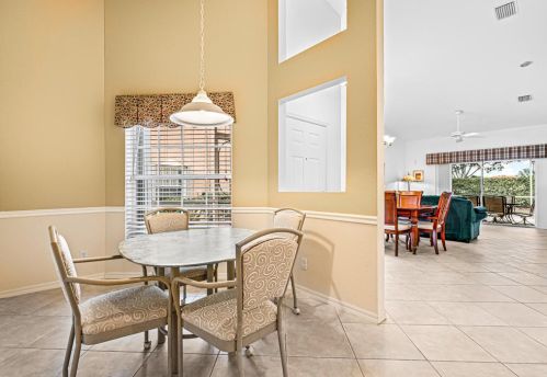 8612 Logia Cir, Boynton Beach FL 33472-7126 exterior