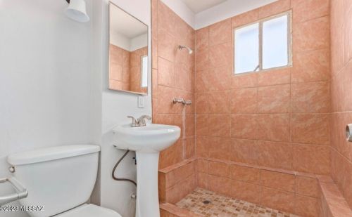 246 Tennessee St, Tucson AZ  85714-3042 exterior