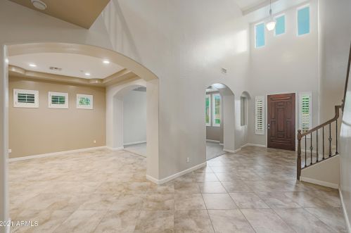 25422 50 Dr, Phoenix AZ 85031-1324 exterior