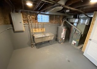 8535 Bennett Ave, Chicago IL  60617-2256 exterior