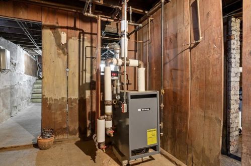 193 10 St, Providence RI 02906-2922 exterior