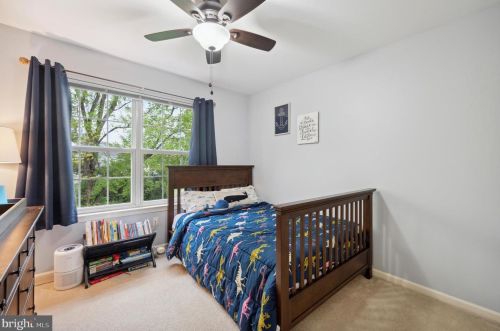 48 Steeplechase Cir, Chester PA 19014-1463 exterior