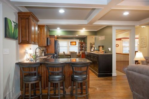 1401 Council Blf Dr, Atlanta GA 30345-4133 exterior