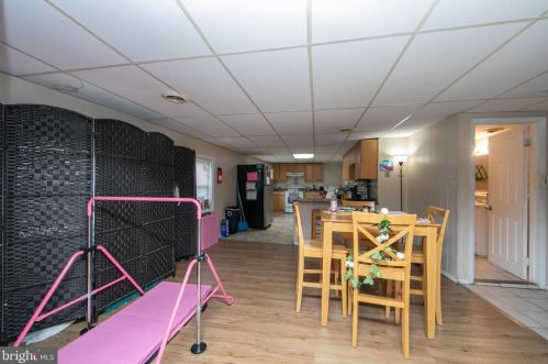 6829 Waldorf Ave, Camden NJ 08110-6109 exterior