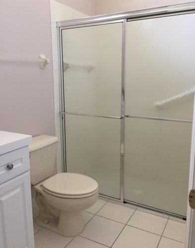 557 New Castle Cv, Fort Pierce FL  34986-3406 exterior