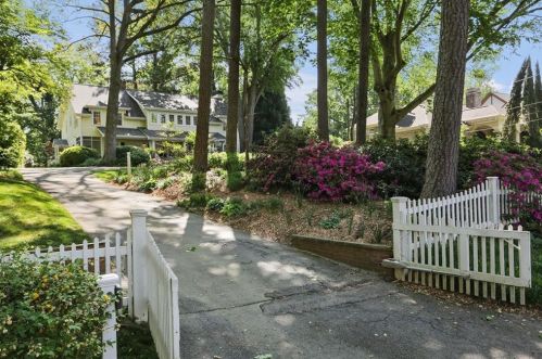 4181 Carmain Dr, Atlanta, GA 30342-3501