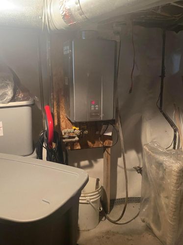 225 Jefferson St, Lowell MI 49331-1120 exterior