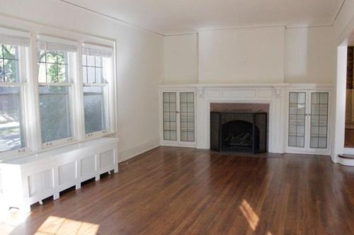 3132 Shepard Ave, Milwaukee WI  53211-3134 exterior