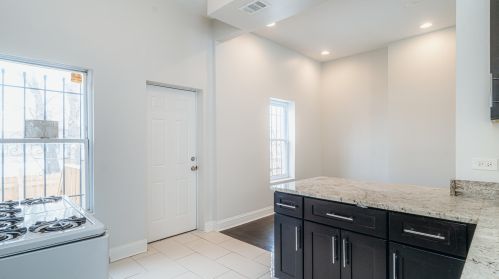 2946 Monroe St, Chicago IL  60612-3608 exterior