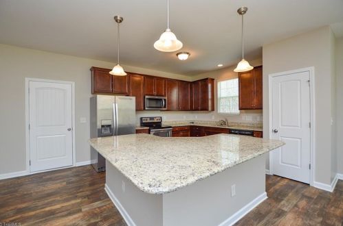 1912 Harvick Ct, Greensboro NC  27405-9695 exterior