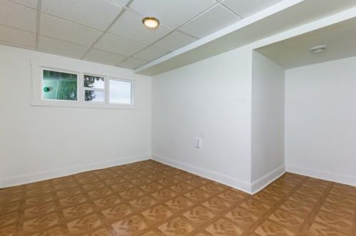 629 Blanton St, Pittsburgh PA  15207-1140 exterior