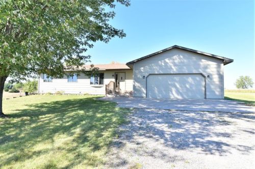 28434 120th St, Princeton, MN 55371-3361