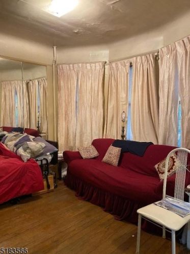 100 Washington Ave, Irvington, NJ 07111-3314