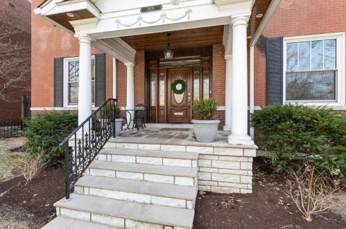 3826 Arsenal St, Saint Louis MO 63116-4803 exterior