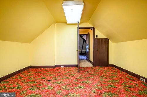 220 Maple Ave, Camden NJ 08106-2315 exterior