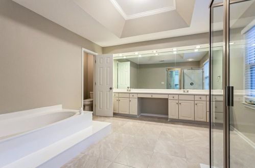 755 Glenridge Close Dr, Atlanta GA  30328-3476 exterior