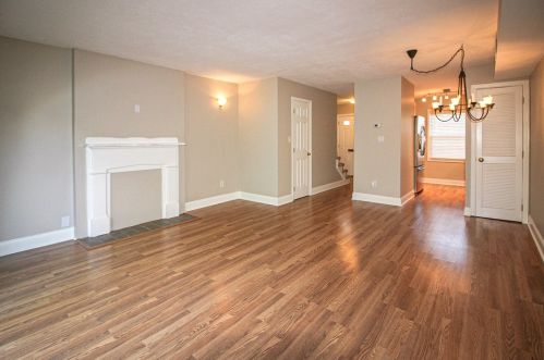 221 Colony Ct, Pittsburgh PA 15237 exterior