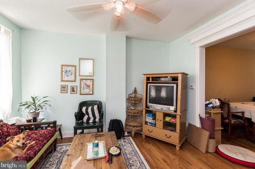 443 Emily St, Philadelphia PA  19148-2504 exterior