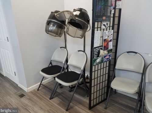 6535 Limekiln Pike, Philadelphia PA 19138-2023 exterior