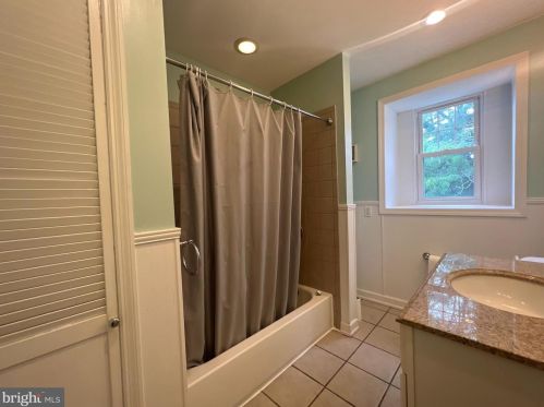 2431 56 St, Philadelphia PA 19143-5344 exterior