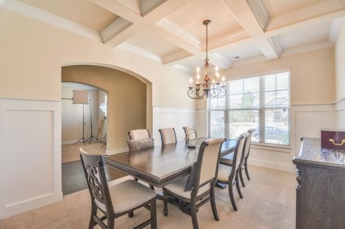 2746 Dayview Ln, Atlanta GA 30331-9513 exterior