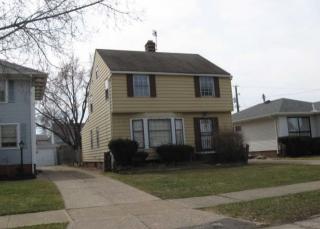 7101 Plainfield Ave, Cleveland, OH 44144-1670