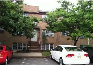 131 College Dr, Edison NJ  08817-5987 exterior