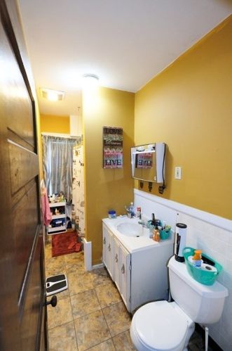 21 Woodward St, Worcester MA 01610-2937 exterior