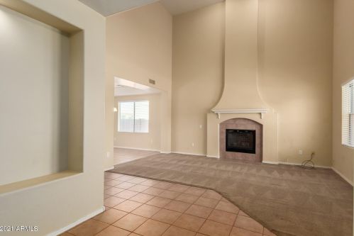 6810 39 Ln, Phoenix AZ 85029-3000 exterior