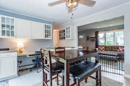 1 Hickory Pl, Huntington Station NY 11746-2322 exterior