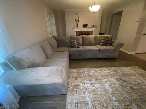 2966 Parc Lorraine, Lithonia GA  30038-1912 exterior