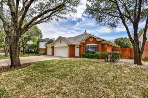 8401 Caledonia Dr, Austin TX  78717-5432 exterior