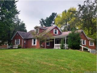 2633 Old Caseyville Rd, Belleville, IL 62226-5979
