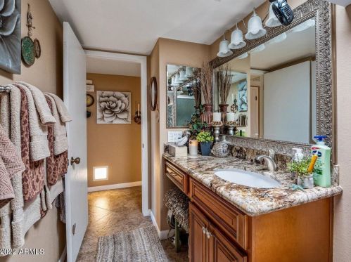 4149 Alan Ln, Phoenix, AZ 85028-4114